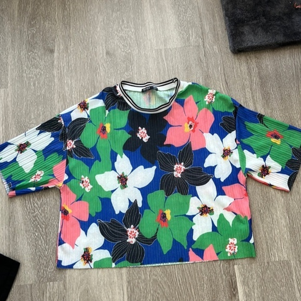Colorful Berksha Top